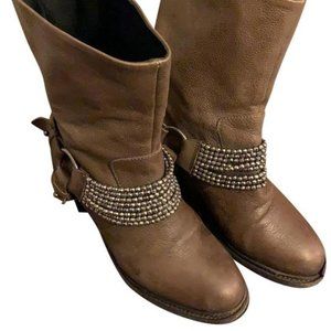Vera Wang Luxe Brown Leather Motorcycle Boots, Embellished w/ Silver Beads (7.5)